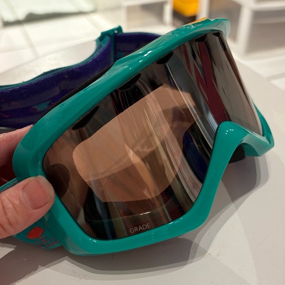 GIRO Youth Ski Snowboarding Goggles - Picture 7 of 9